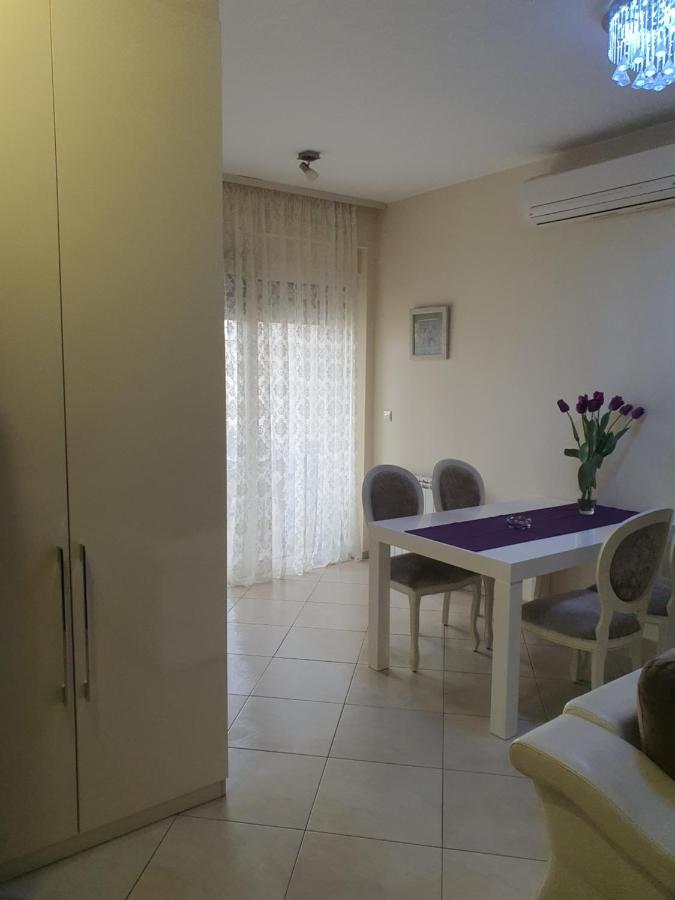 Apartments Soleado Pancevo Luaran gambar