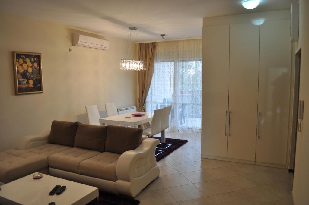 Apartments Soleado Pancevo Luaran gambar